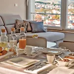 Luxurious In Holiday home Podstrana