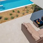 Luxurious In *